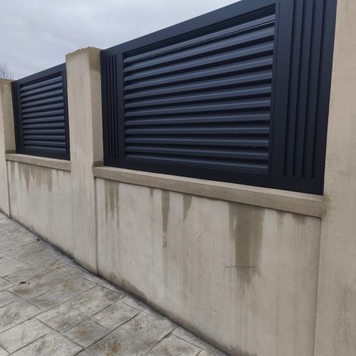 Puertas, cancelas y vallas en aluminio